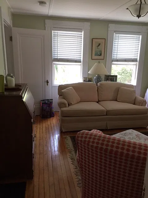 1 bed, 800 sqft, $1,900 — Photo 4