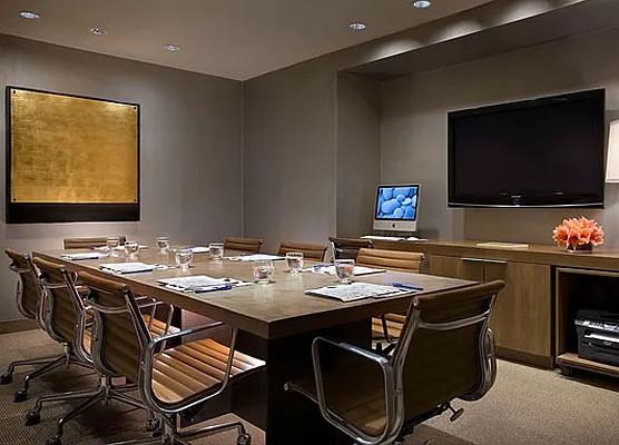 Rented by Compass | media 73