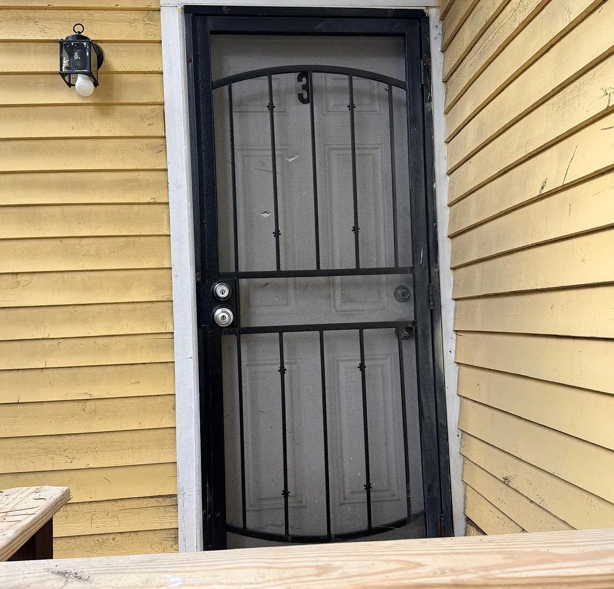 165 Webster Ave — Photo 1