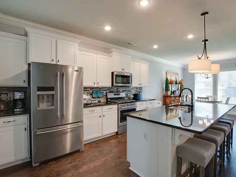 3023 Peevey Creek Ln — Photo 3