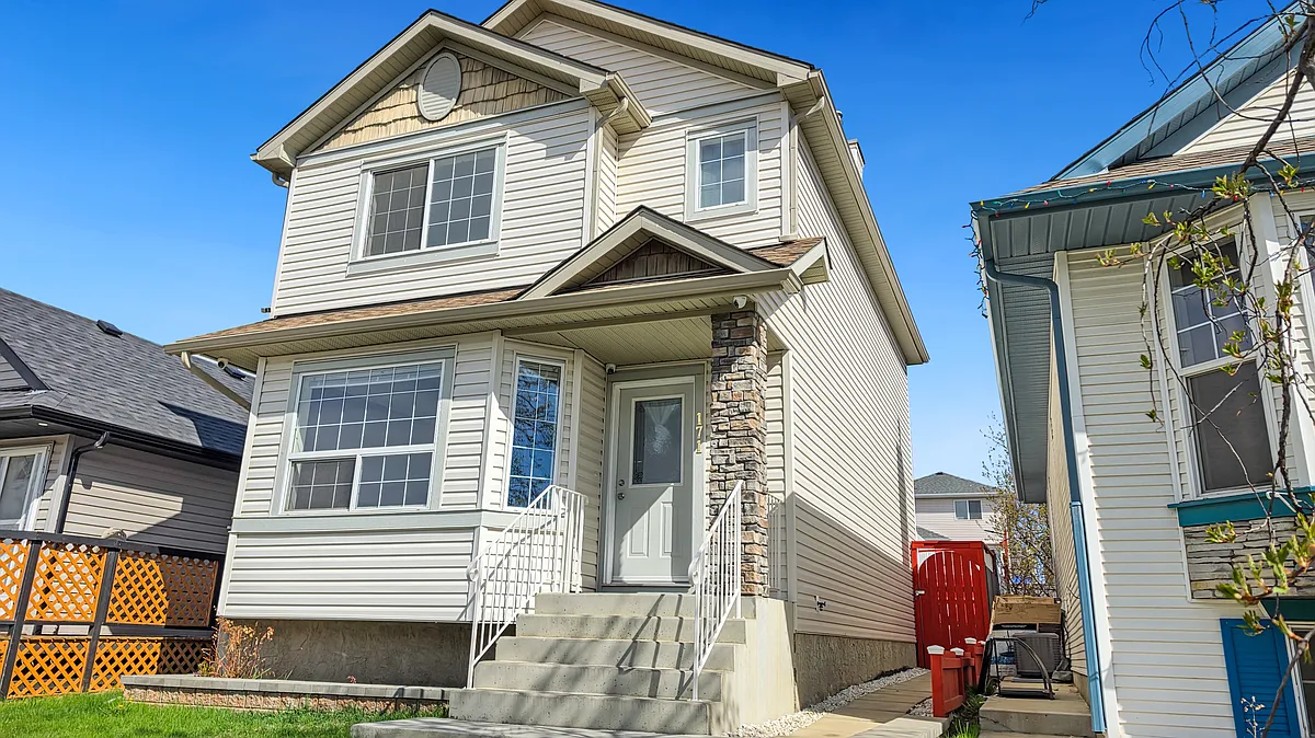 Building Photo - 171 Taravista St NE