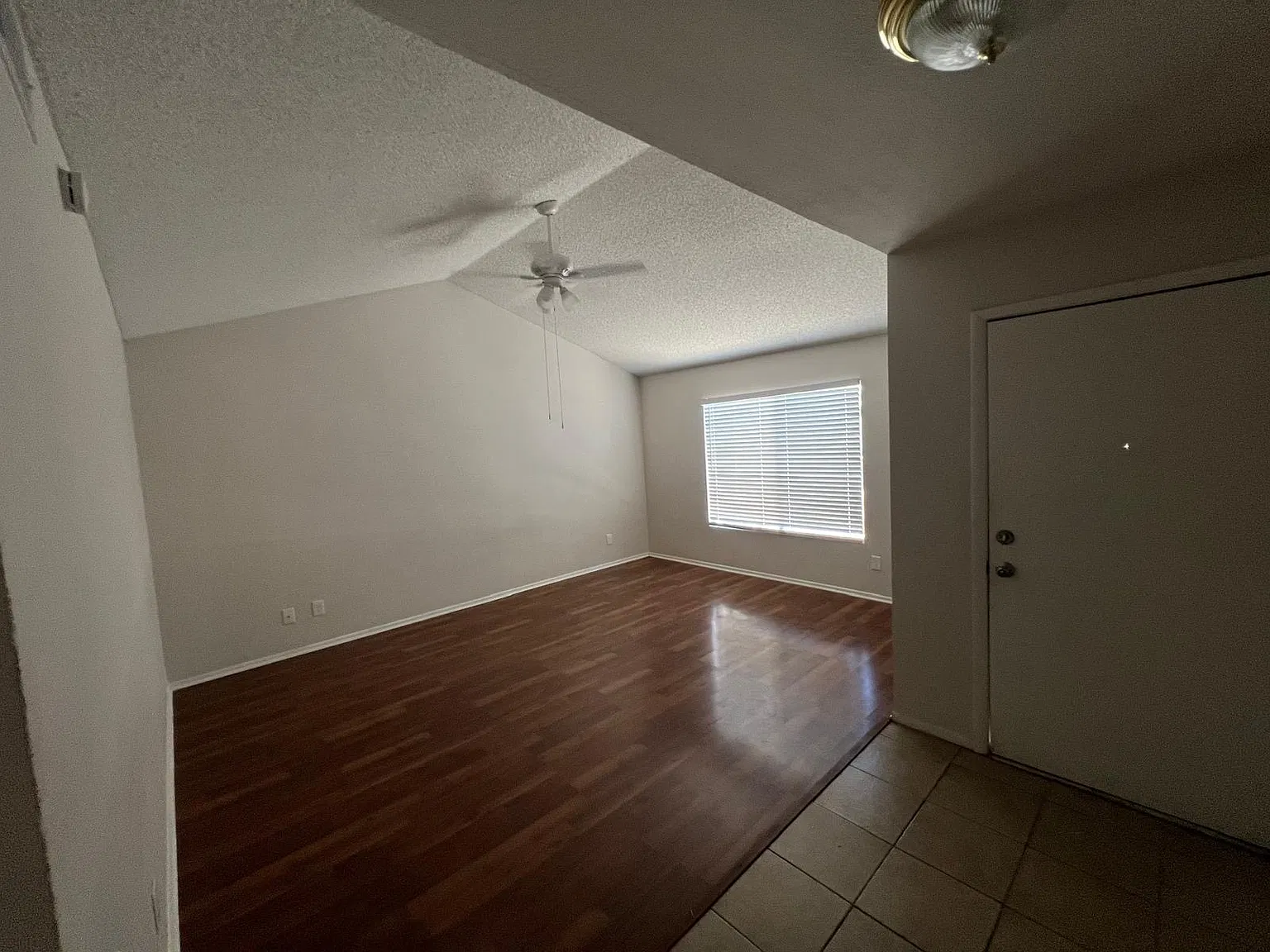2630 W Monte Ave — Photo 2