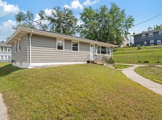 2011 Cach Ln SW, Cedar Rapids, IA 52404