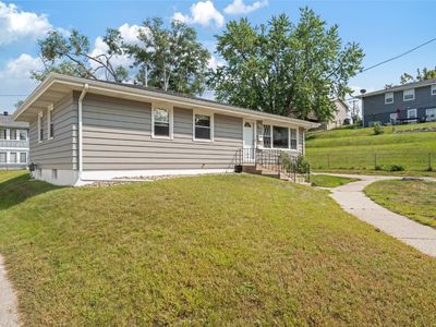 2011 Cach Ln SW, Cedar Rapids, IA, 52404
