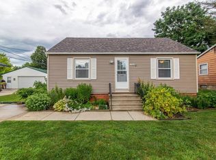 1723 8th St, Nevada, IA 50201