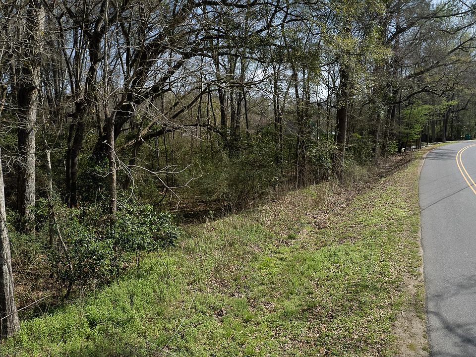2nd image of Solitude Rd