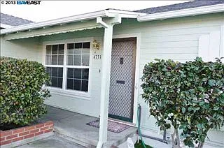 4731 James Ave photo 1