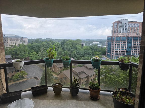 3rd image of 8360 Greensboro Dr APT 924