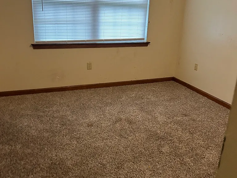 Kennesaw Dr — Photo 6