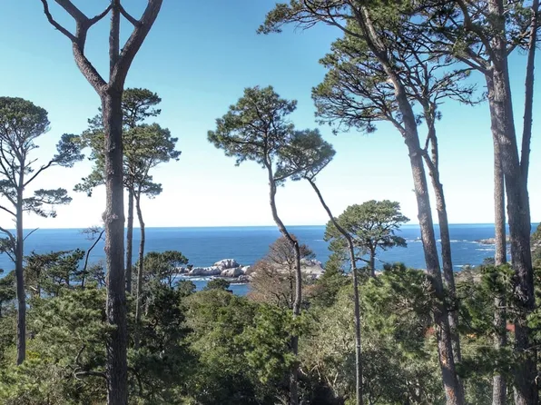 127 Fern Canyon Rd, Carmel, CA 93923