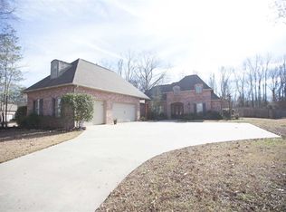 199 Cottonwood Dr, Madison, MS 39110