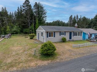 1412 170 Place, Long Beach, WA 98631