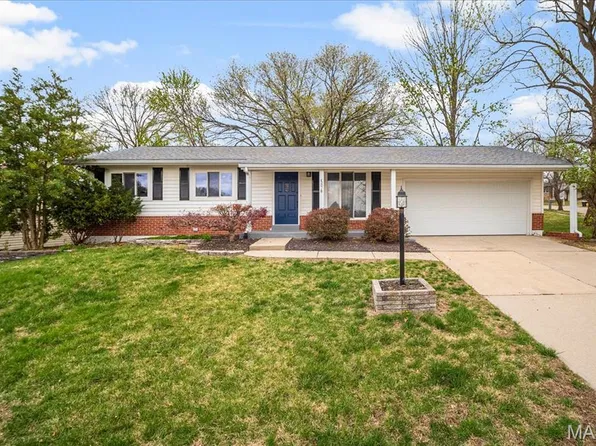 4501 Conleth Dr, Saint Louis, MO 63129