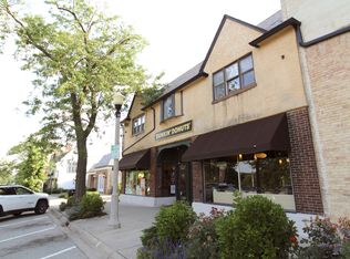 622 N Western Ave #2, Lake Forest, IL 60045