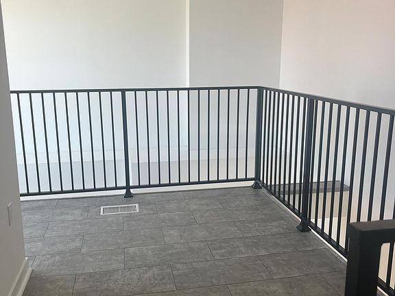 5th image of 519 N Normandie Ave #14