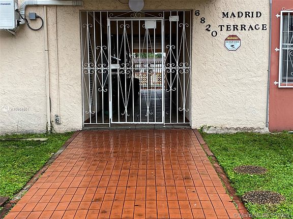 2nd image of 6820 W Flagler St APT 105