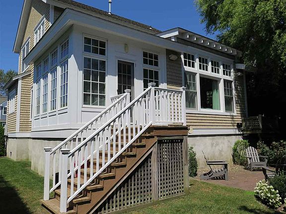 2nd image of 303 Coral Ave
