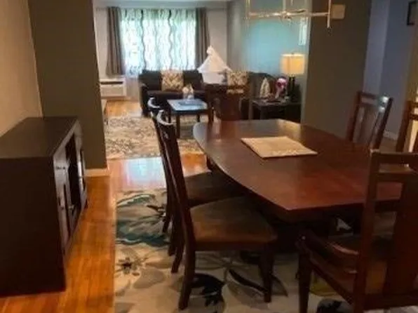 1213 E Broadway #B23, Hewlett, NY 11557