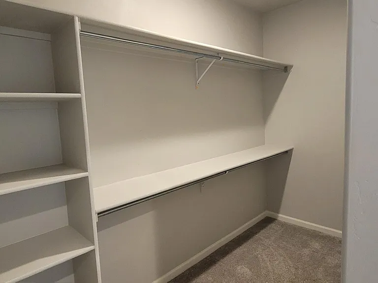 909 Cobalt Hill Ave — Photo 10