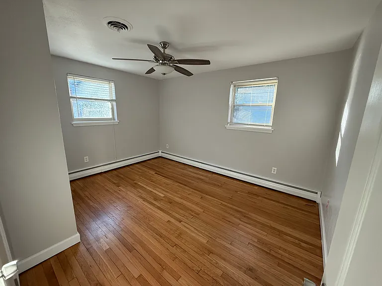 205 E McGinnis Cir — Photo 14