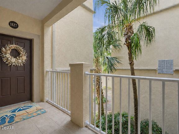 4th image of 35 Riverview Bnd S Unit 1827