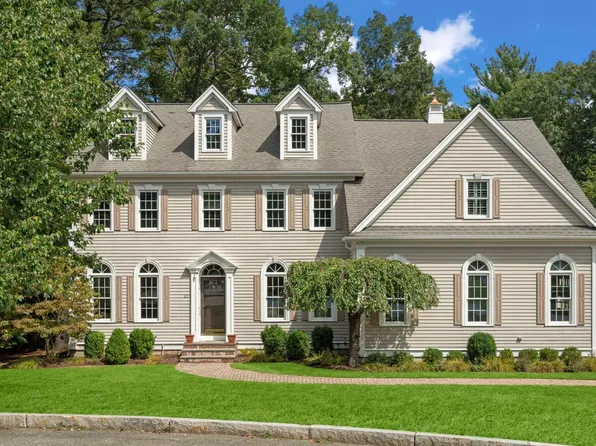 65 Deerpath Rd, Dedham, MA 02026