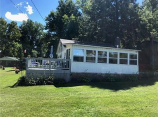 5 Wintergreen Point Dr, Oswego, NY 13126