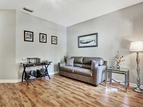 4th image of 3020 Murano Bay Dr