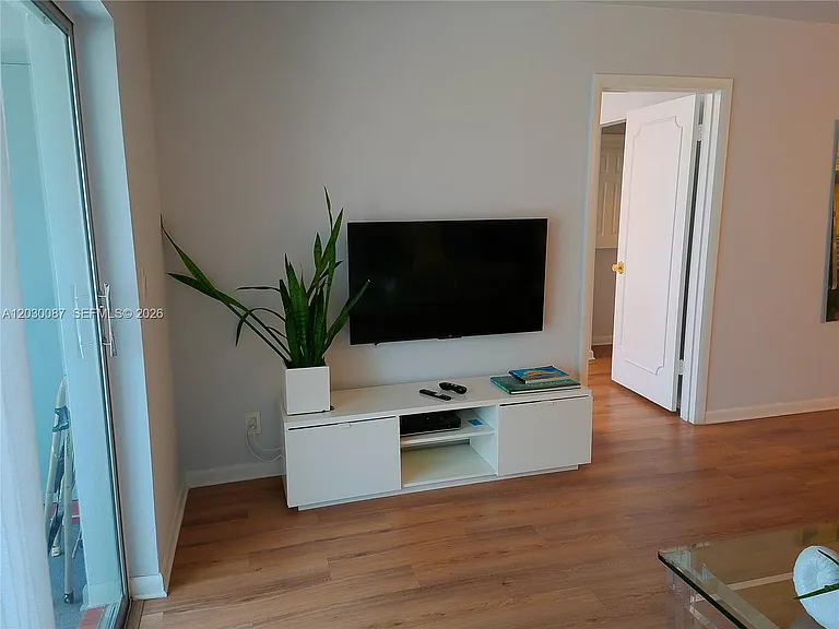 215 SE 3rd Ave #206A — Photo 56
