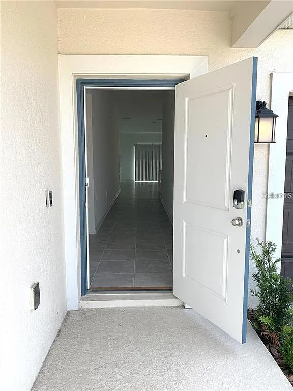 3 bed, 2.0 bath, 1555 sqft, $2,400 — Photo 4