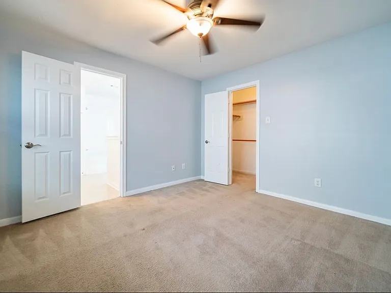 1419 Cleveland St — Photo 10