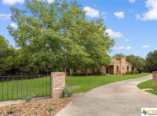 76 Hunters Point Dr, New Braunfels, TX 78132