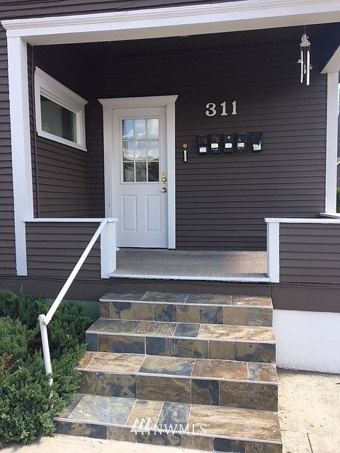 2nd image of 311 N Emerson Avenue