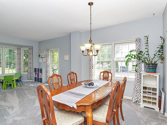 2nd image of 8240 Admirals Landing Pl