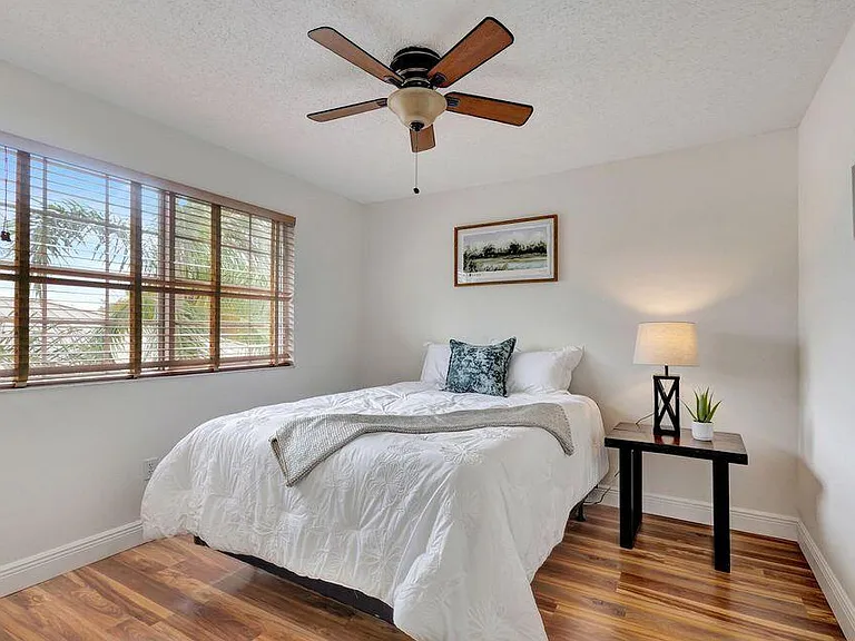 1400 Crestwood Ct S #1407 — Photo 16