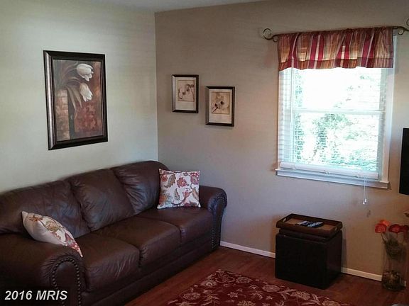 3rd image of 14930 Ashdale Cir