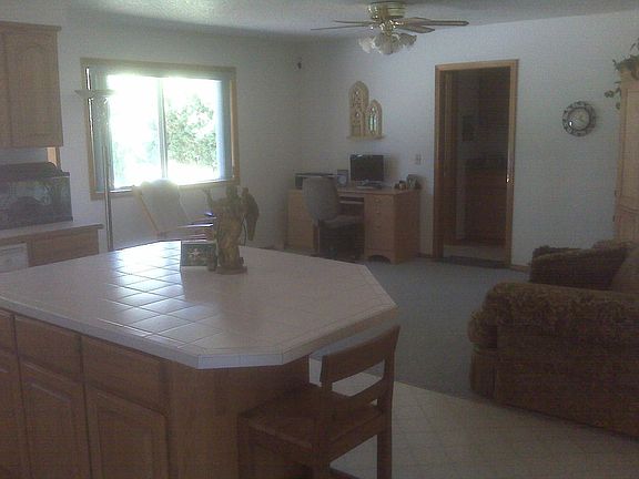 4th image of 6085 NE Oelrich St