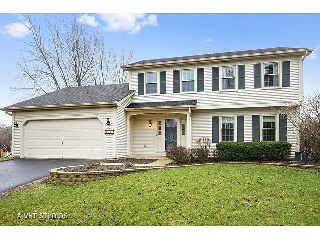 1719 Cambridge Dr photo 1