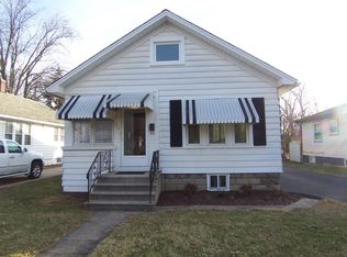 215 S Elmwood Ave, Waukegan, IL 60085