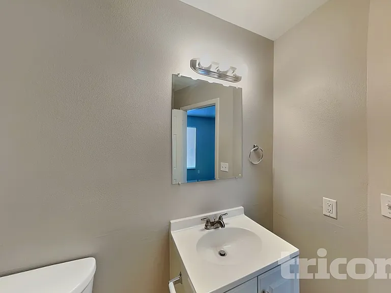 7503 Leon Ave — Photo 8
