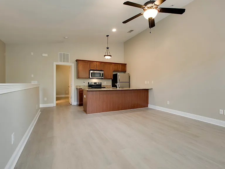 3120 Long Blvd #B — Photo 9