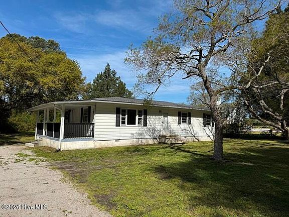 3rd image of 308 Mccabe Road