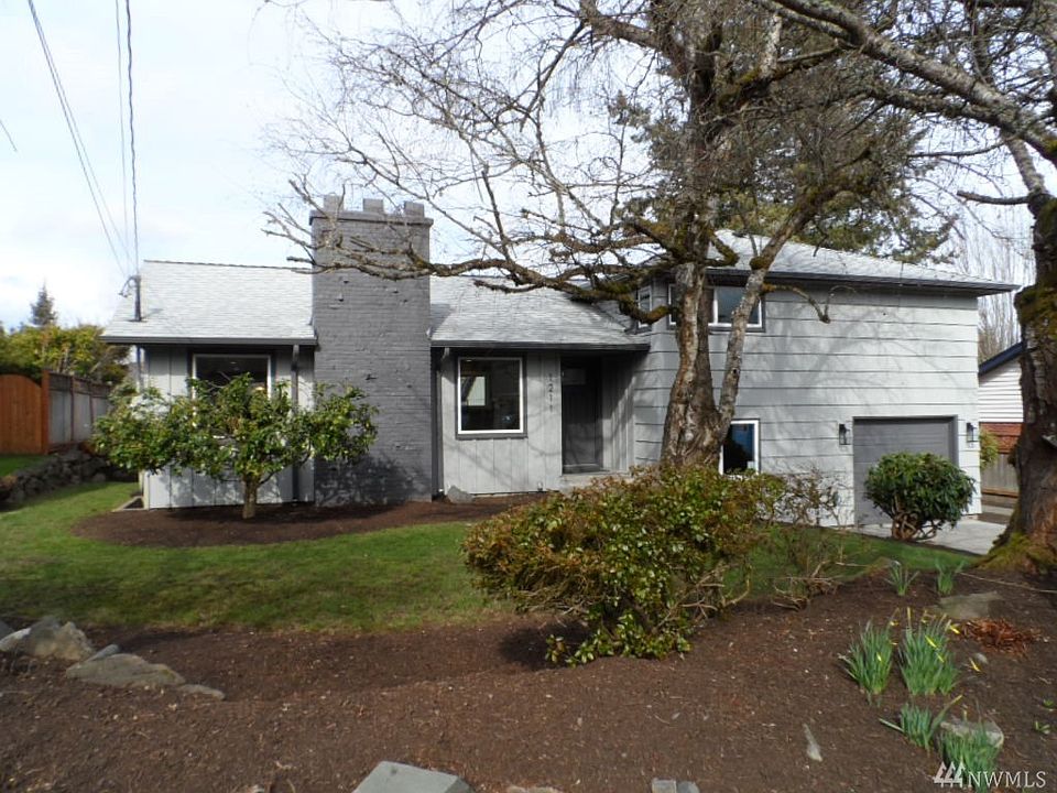 Fully remodeled home in wonderful Fircrest neighborhood.  New roof, gutters and paint outside.