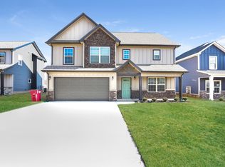 905 Vendue Ave, Clarksville, TN 37042