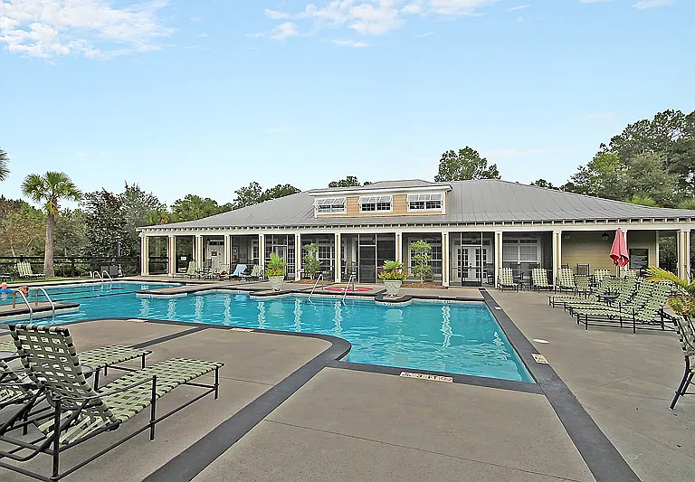 "The Battery" club house pool