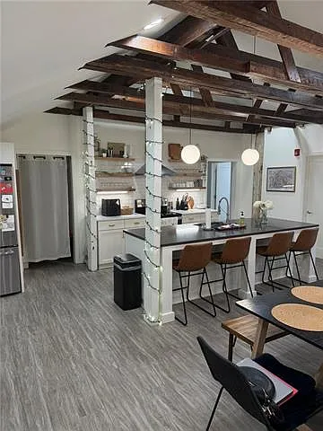 803 Baronne St — Photo 17