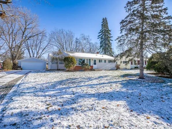 3666 Fairlane St, White Bear Lake, MN 55110