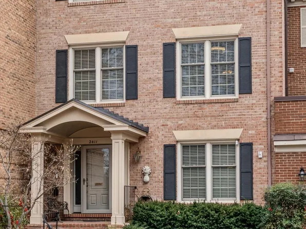 2411 S Queen St, Arlington, VA 22202