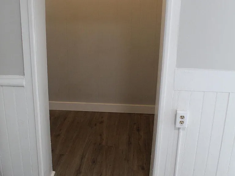 134 E Washington St #1 — Photo 19