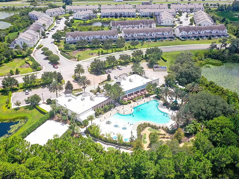 154 Captiva Dr — Photo 37